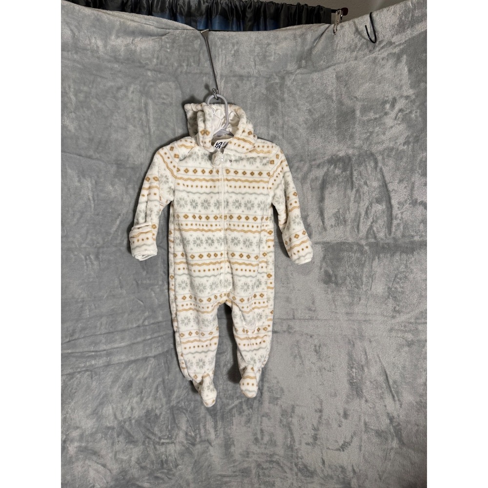 Le Top Bebe Fleece Footed Sleeper Hooded Fair Isle Snowflake 6-9M
New bunting